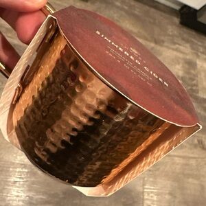 THYMES Aromatic Candle 10 oz - Simmered Cider In Cooper Mug BRAND NEW